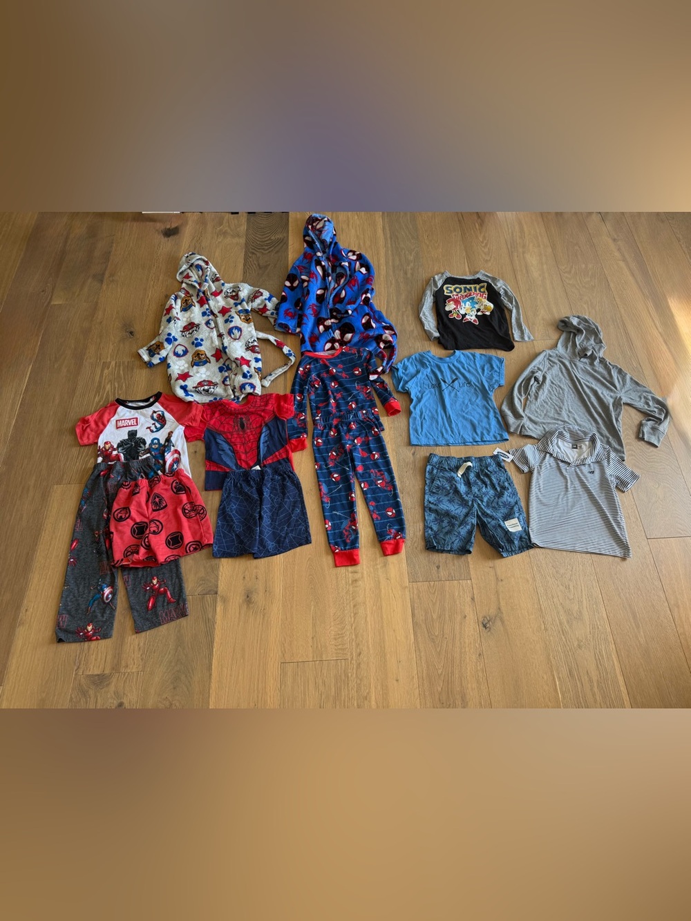 Lot of Bots Size 4 Clothing